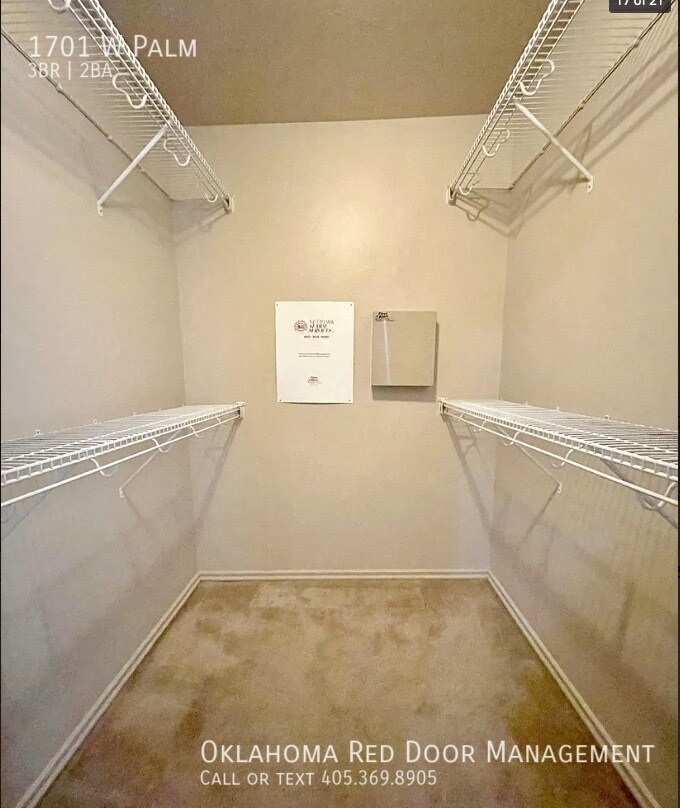 Building Photo - 1701 W Palm Pl