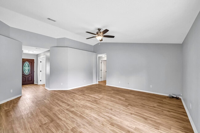Building Photo - 7216 Antoinette Cir