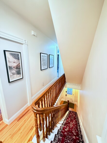 Building Photo - 140 Cohassett St