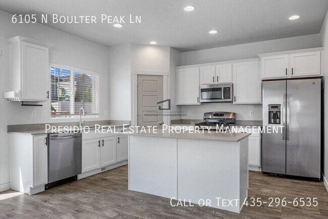 Building Photo - 6105 N Boulter Peak Ln