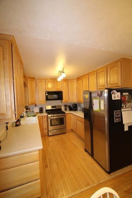 Building Photo - 3 Bedroom Eagle River House w/ Fenced Yard!
