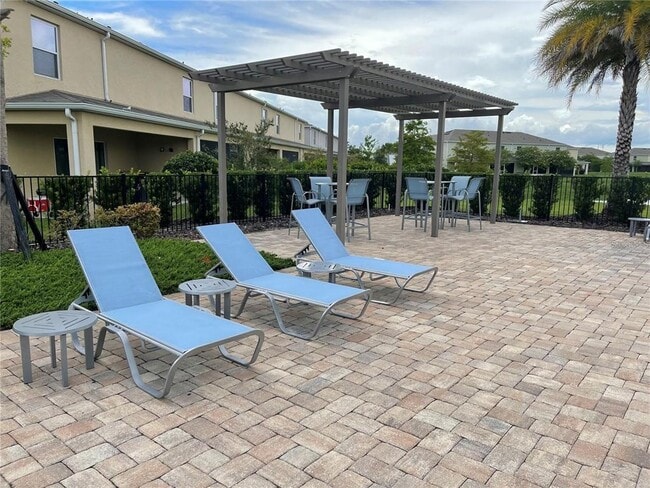 Building Photo - 268 Arbor Lakes Dr