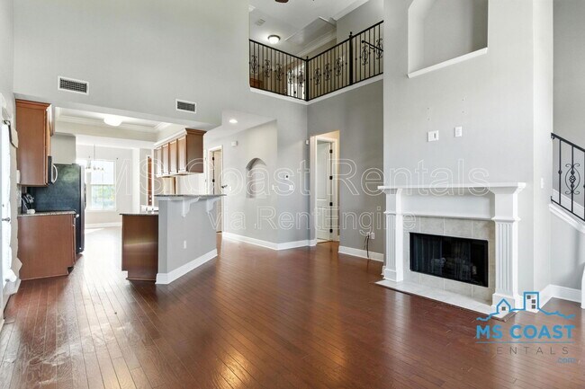 Building Photo - 17194 Palm Ridge Dr