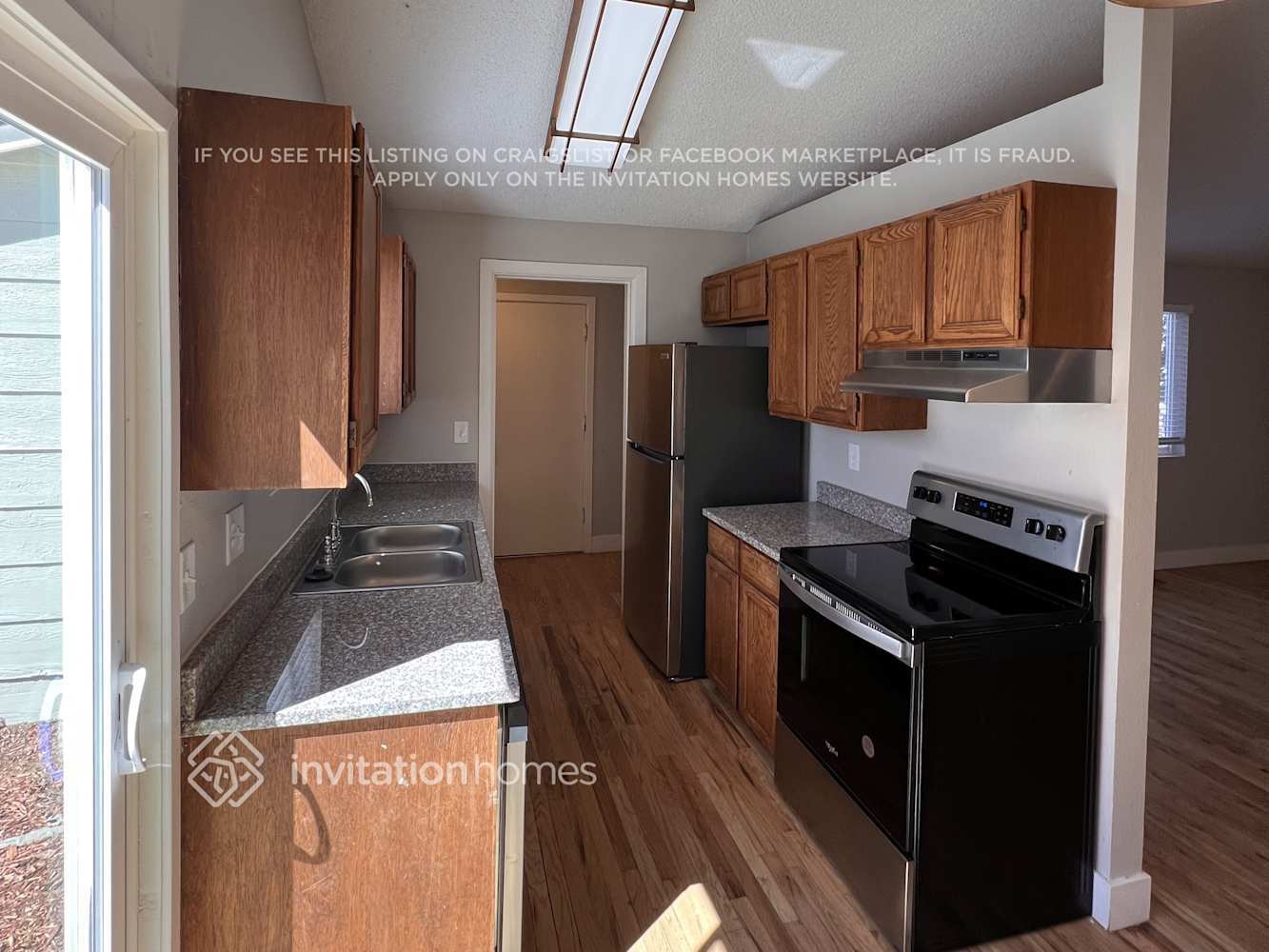 Building Photo - 17486 E Temple Dr