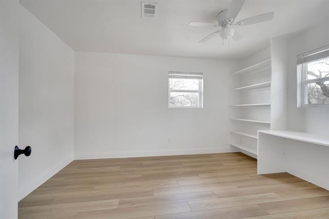 Building Photo - 3301 Yellowstone Dr