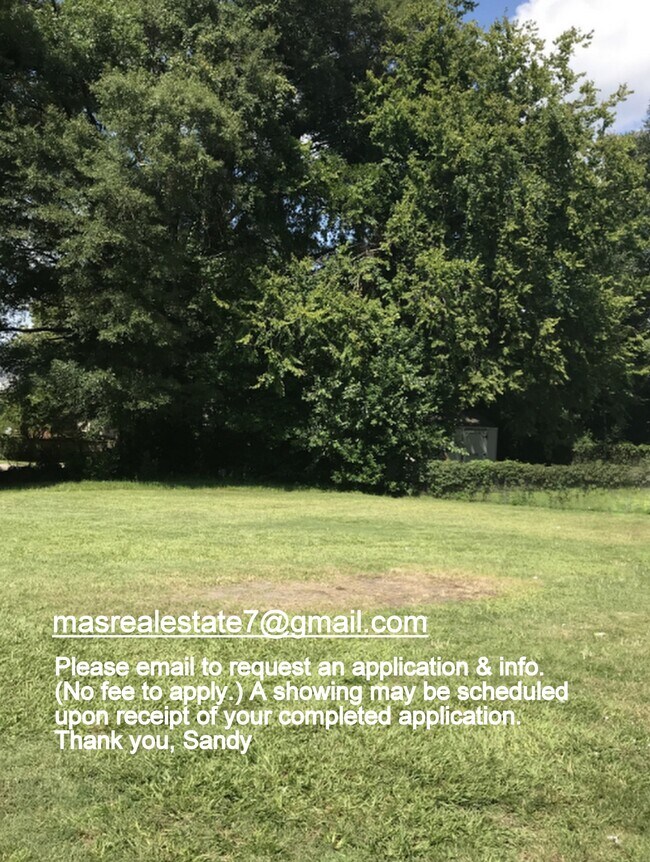 Building Photo - 219 S 7th St