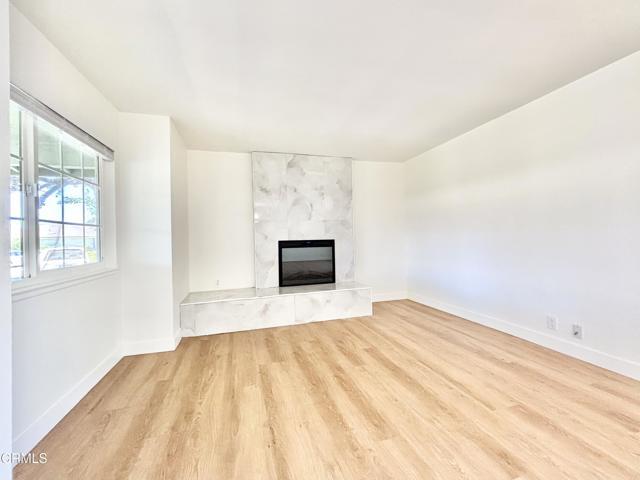 Building Photo - 203 E Elfin Green