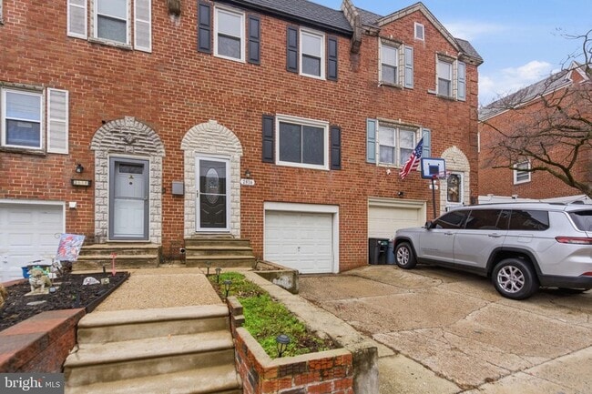 Building Photo - 2816 Woodbridge Rd