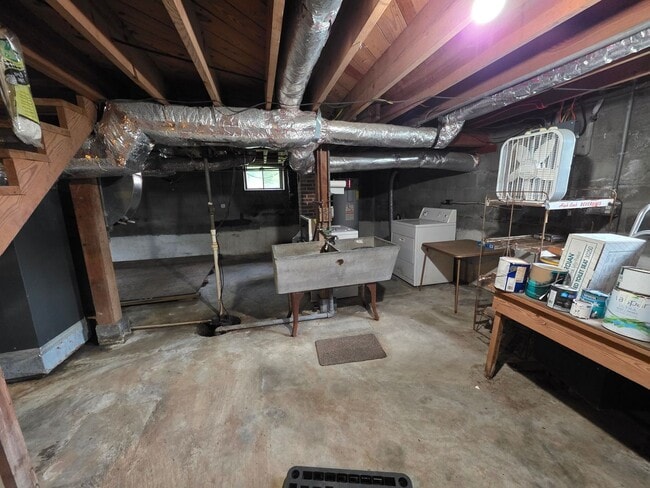 Building Photo - Cute Ranch Ready For New Tenants!