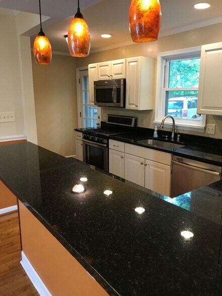 Updated kitchen - 9044 Rhode Island Ave