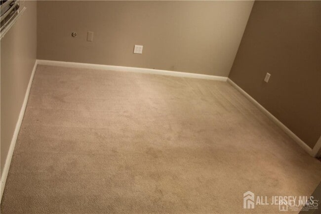 Building Photo - 5219 Ravens Crest Dr