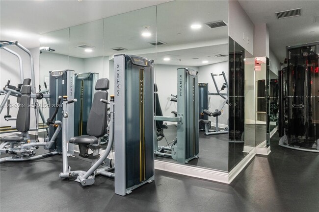 Building Photo - 1250 S Miami Ave