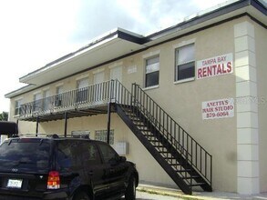 Building Photo - 4101 W Cypress St