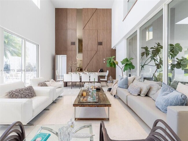 Building Photo - 7451 NW 103rd Ct