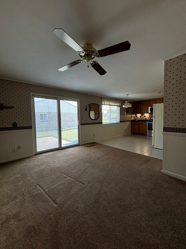 Building Photo - 267 Porter Dr