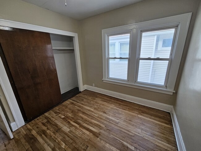 Building Photo - 3270 W 116th St