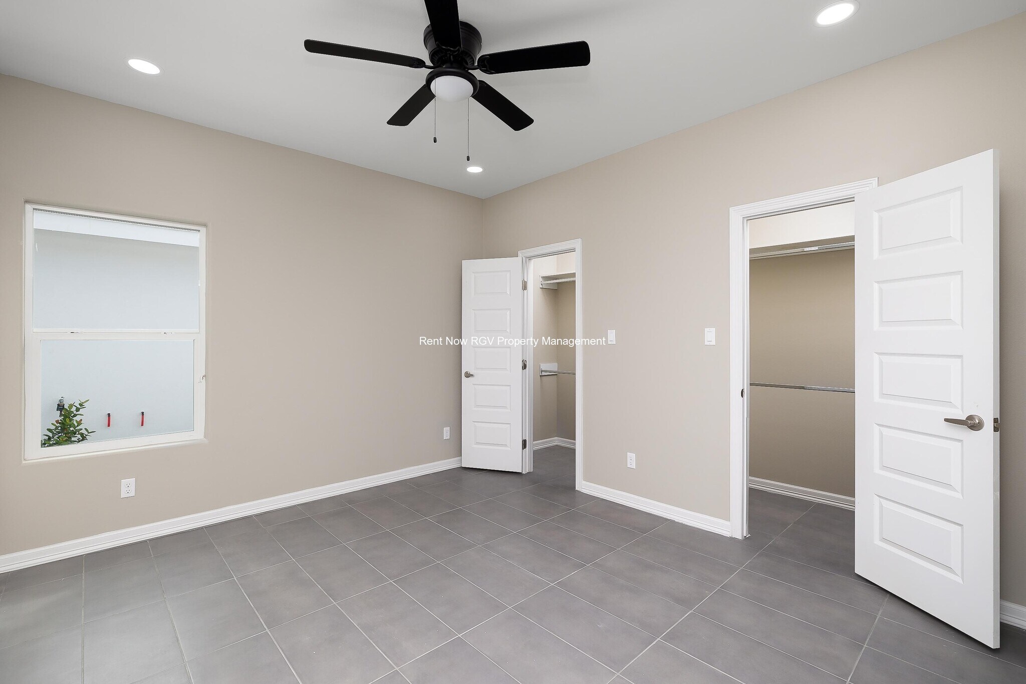 Building Photo - 3601 Frio Ave