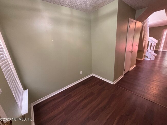 Building Photo - 8531 Sturbridge Cir W