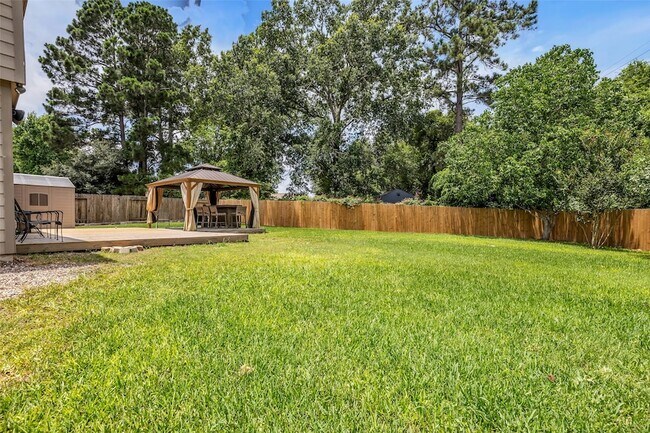 Building Photo - 16718 Warbler Dr