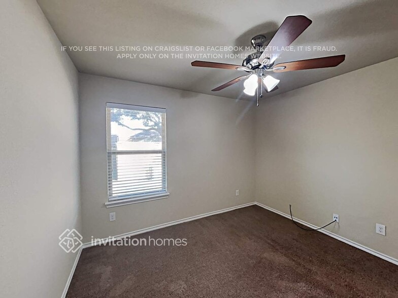 Building Photo - 6520 Chalk River Dr