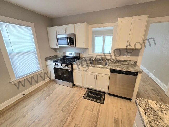 Building Photo - 3502 67th St