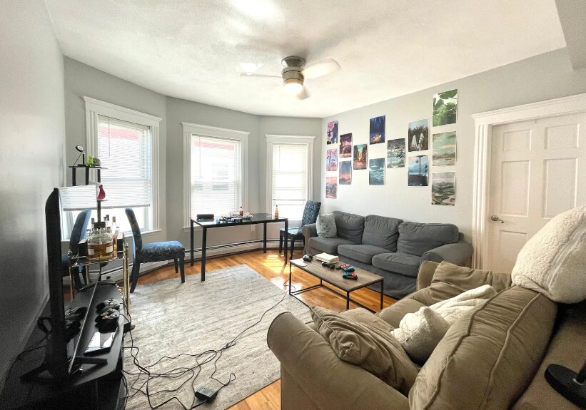 Primary Photo - 12 Berwick Rd