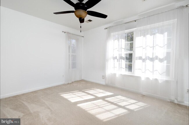 Building Photo - 8975 Harrover Pl