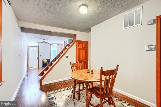 Building Photo - 1230 Wall St