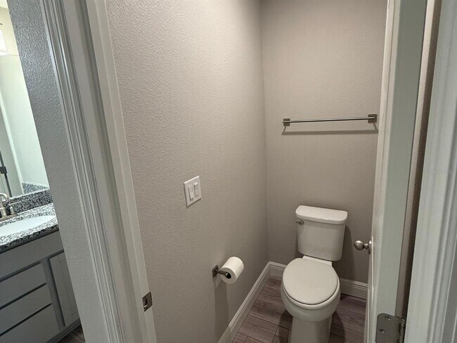 Building Photo - 7326 34th Ct E