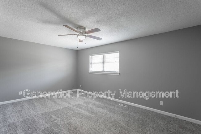 Building Photo - 510 Ely Rd