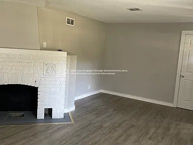 Building Photo - 1423 E Resthaven Rd