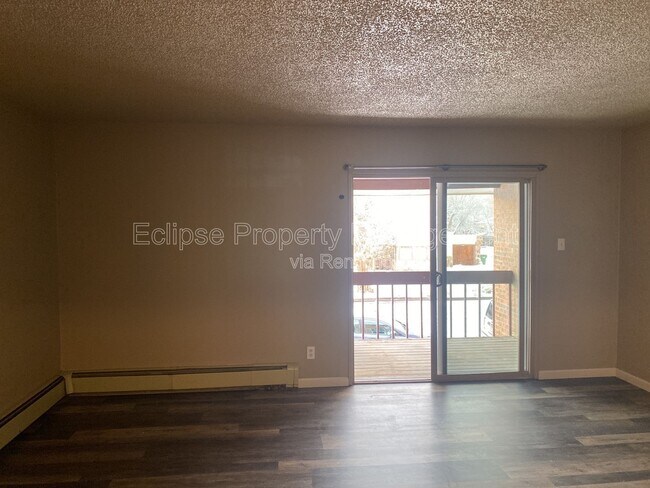 Building Photo - 502 Bell Ct