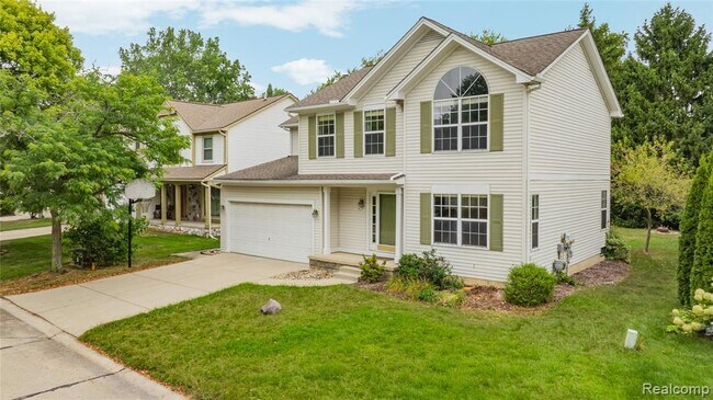Building Photo - 47258 Scarlet Dr N