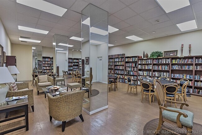 Building Photo - 1370 S Ocean Blvd