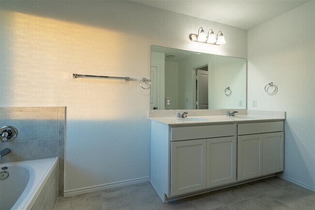 Building Photo - 7100 Dancing Wind Ln