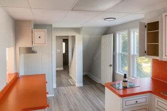 Building Photo - 18615 Muskoka Ave