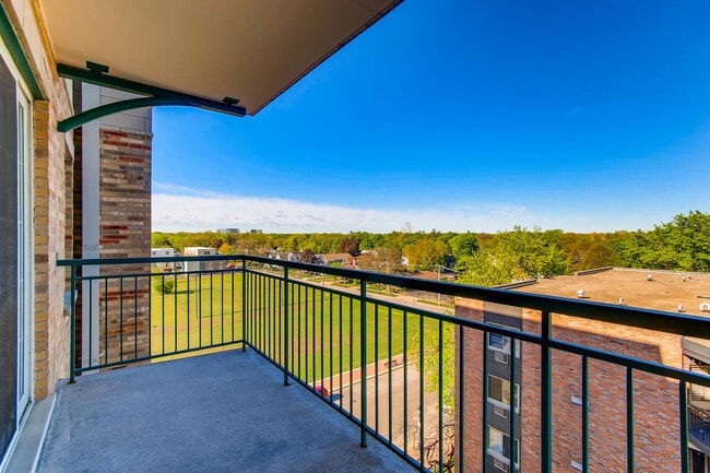 Building Photo - 200 W Campbell St