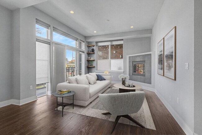 Building Photo - Congress Park High Rise Living! Huge Main Floor 2 Bed 2 Bath