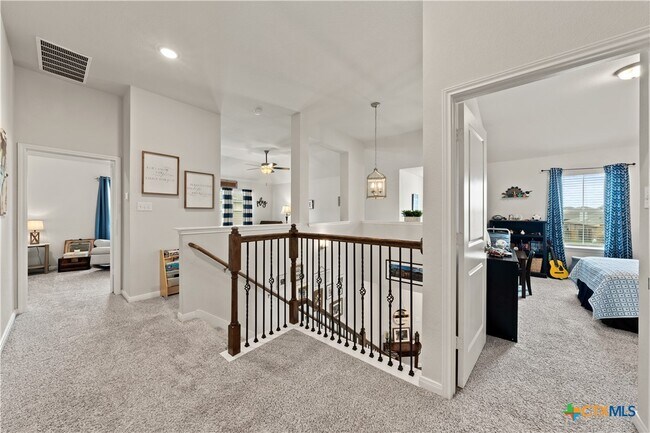 Building Photo - 810 Mclaury Cove