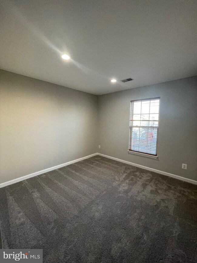 Building Photo - 13629 Beckingham Dr