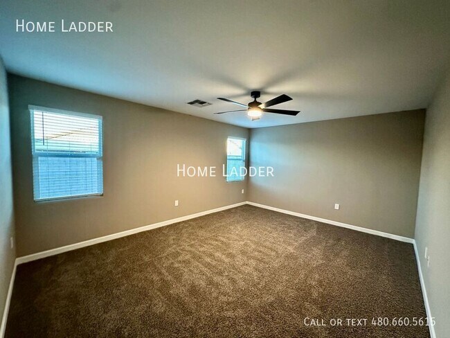 Building Photo - 36725 N Alderney Ct