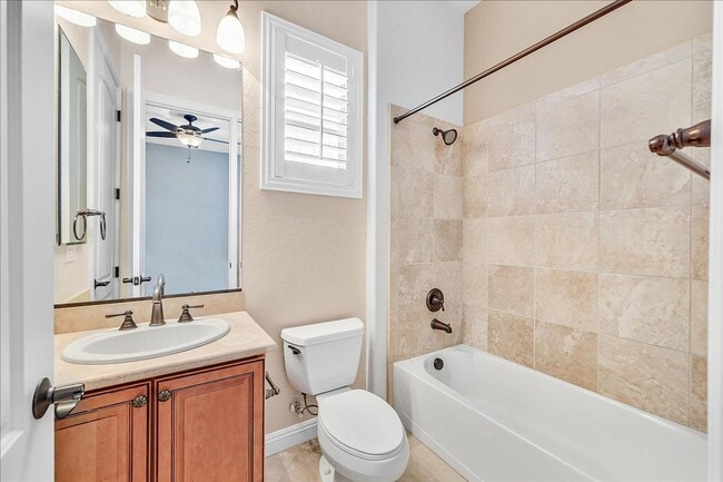 Building Photo - Stunning 1-story home in the prestigious Club at Madeira Canyon guard gated community!