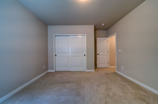 Building Photo - 15838 Long Valley Dr