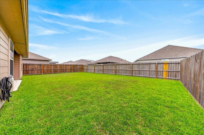 Building Photo - 7749 Bronco Buster Dr