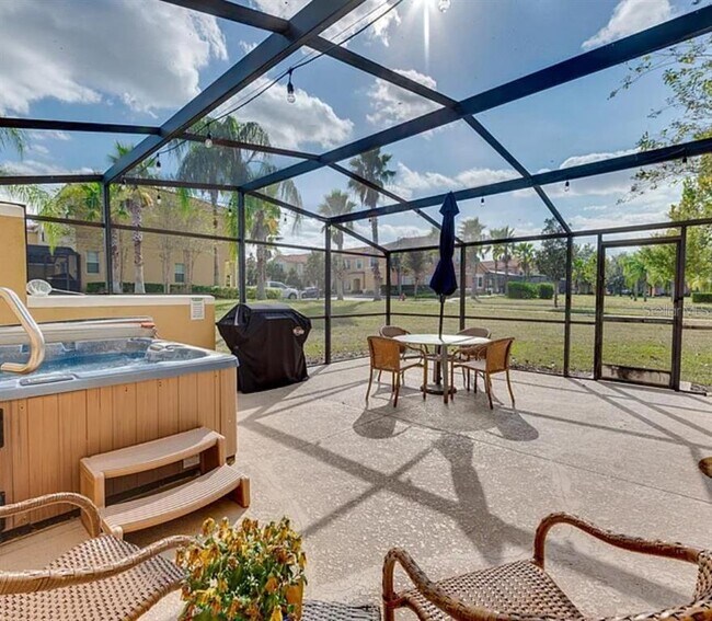 Building Photo - 3024 Secret Lake Dr