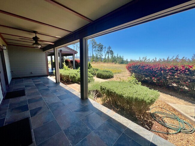 Building Photo - Carmel Highlands Mountain Top Stunning Vie...