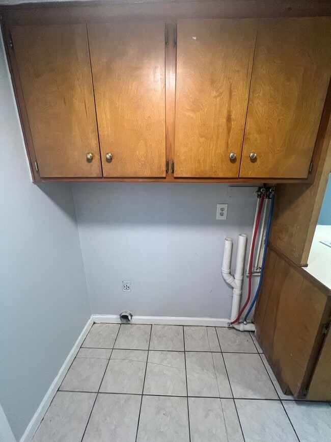 Building Photo - 1011 Merritt St