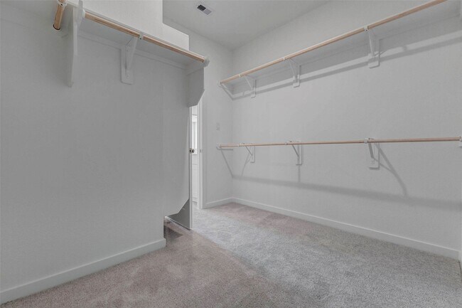 Building Photo - 31715 Wild Mdw Dr