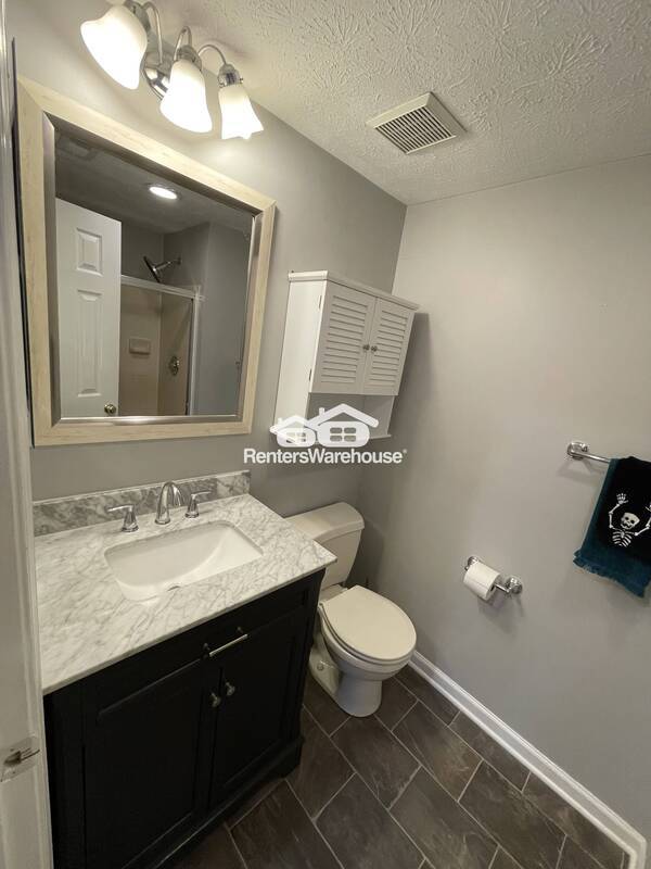 Building Photo - 1004 Jessicas Ct