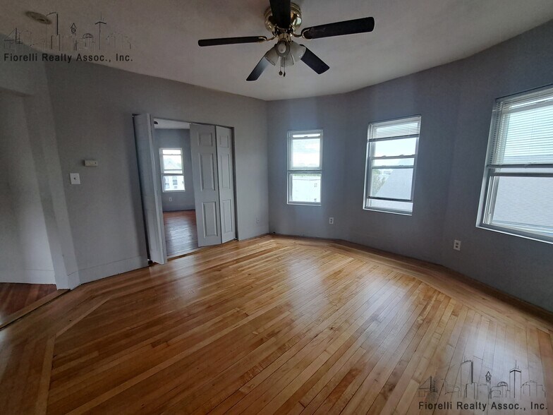 Building Photo - 50 Clark St